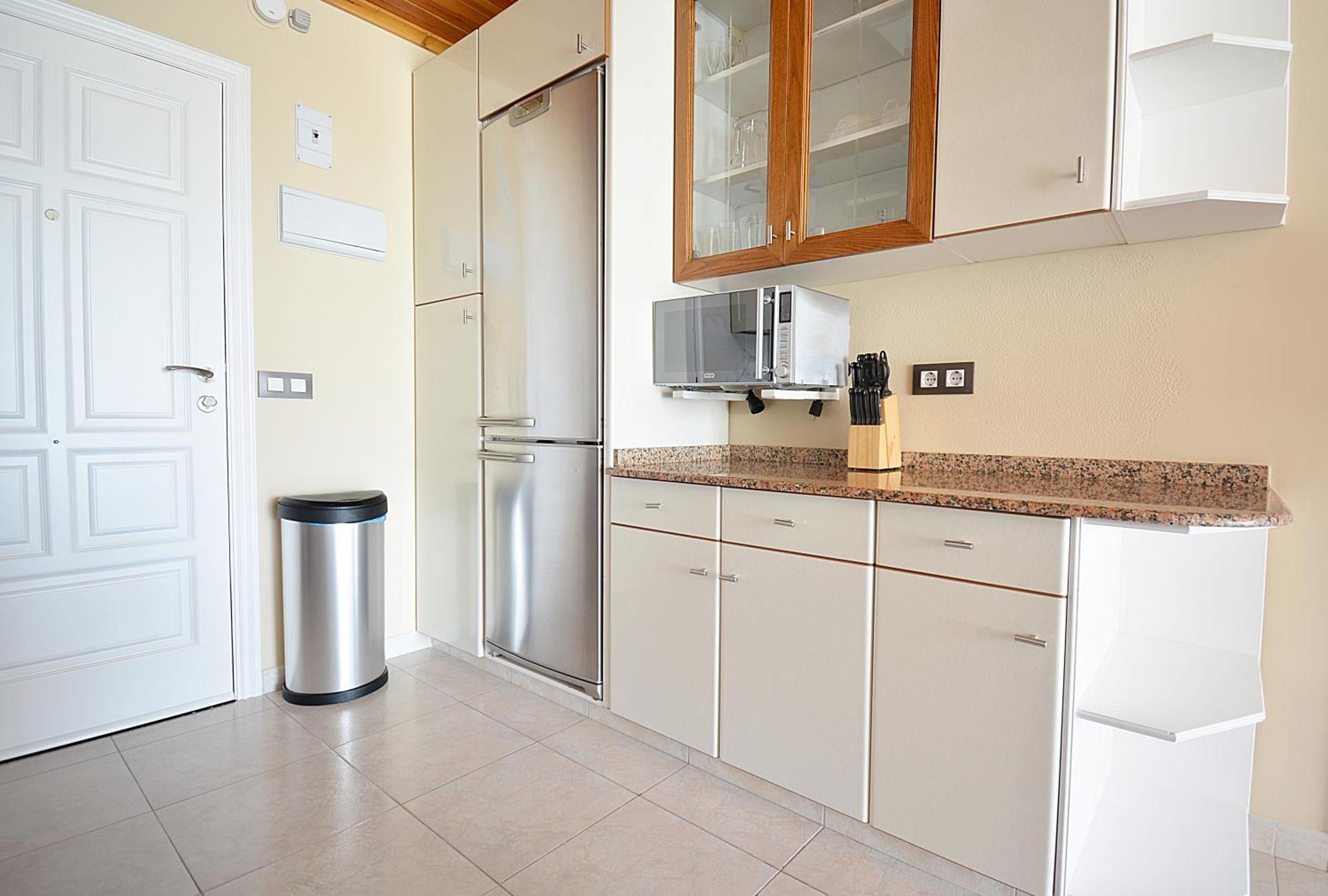 Galihost - Apartamento Con Vistas En Pedras Negras Эль-Грове Экстерьер фото